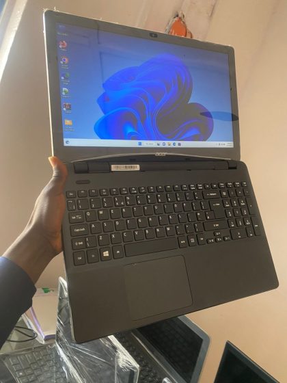 Acer Laptop 8 Gb ram 500 Gb rom
